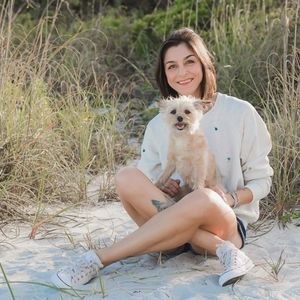 Meet your Posher, Carrie